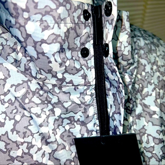 NWT DKNY Men's Grey Jacket - Picture 8 of 9